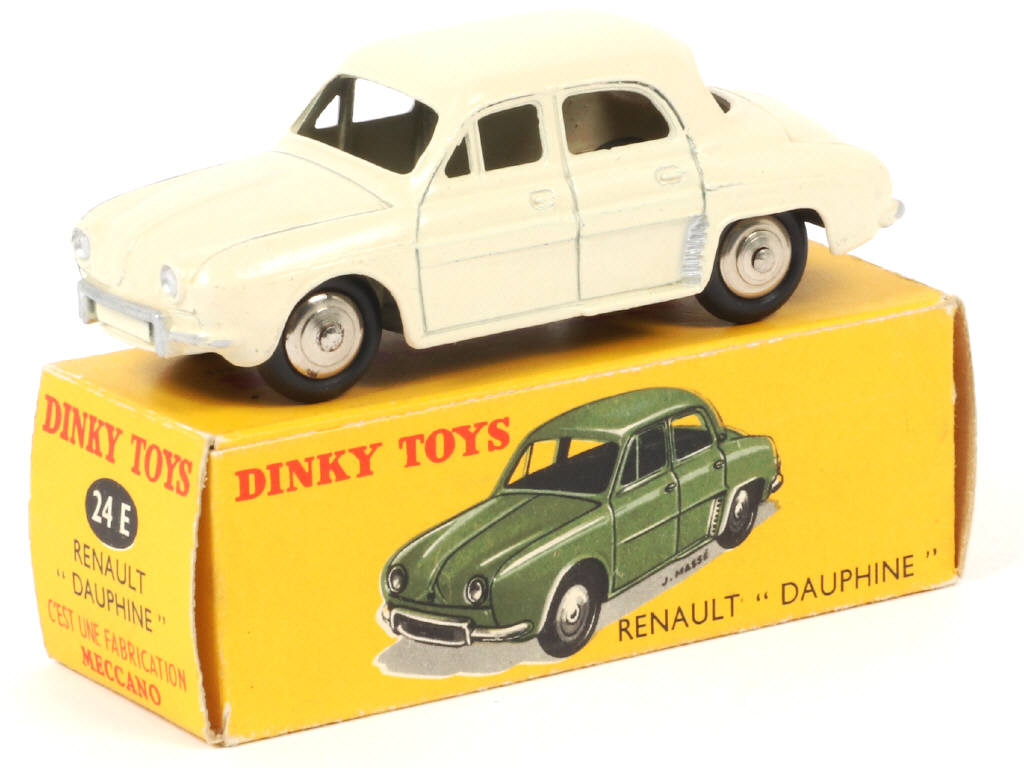 Lot 176 - DINKY TOYS (FRANCE) (1)