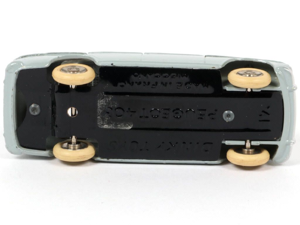 Lot 158 - DINKY TOYS (FRANCE) (1)