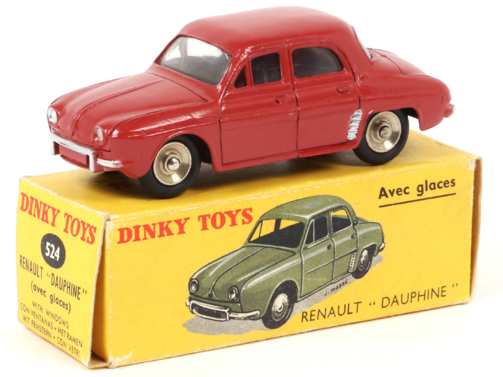 Lot 179 - DINKY TOYS (FRANCE) (1)