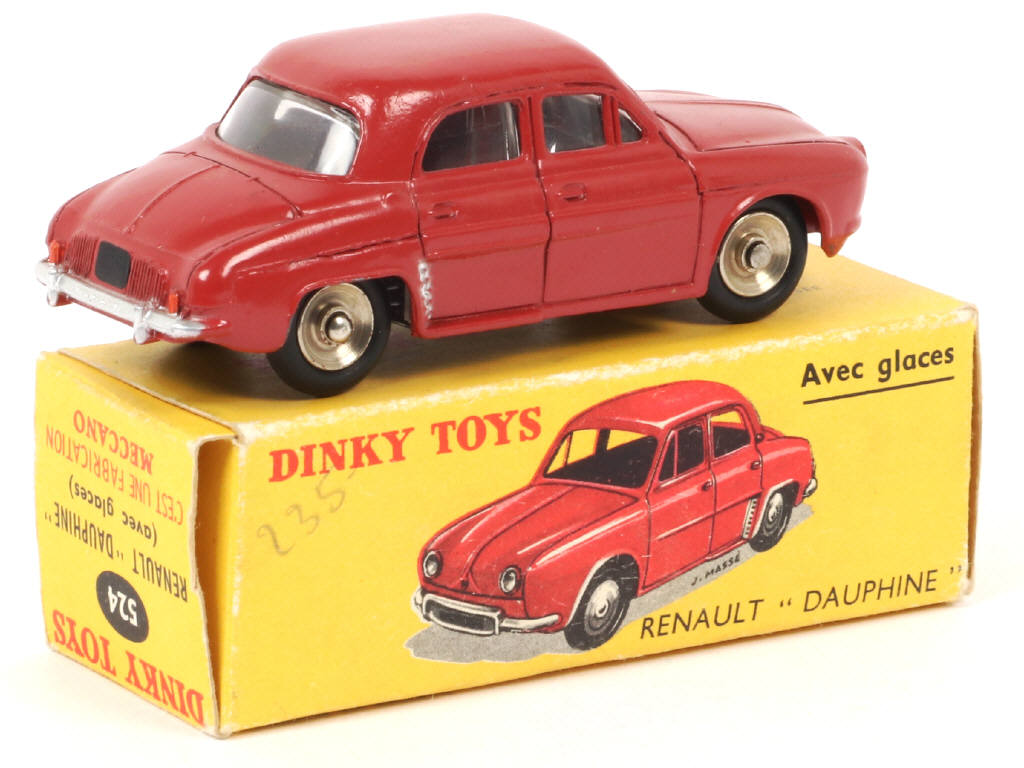 Lot 179 - DINKY TOYS (FRANCE) (1)