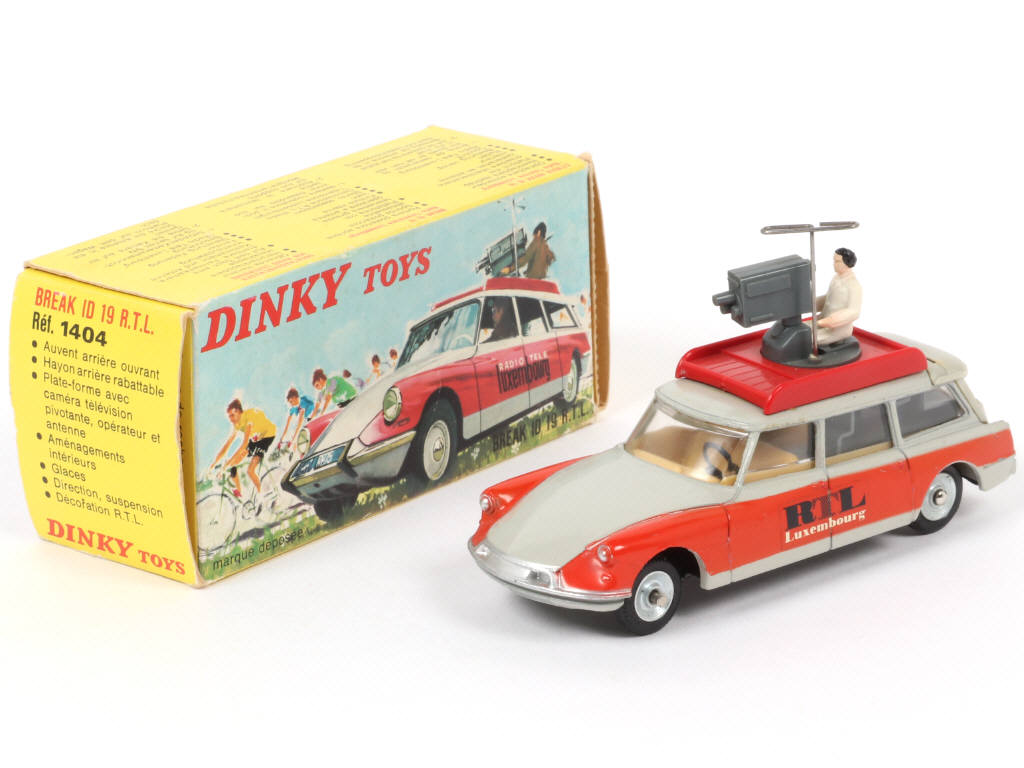 Lot 170 - DINKY TOYS (FRANCE) (1)