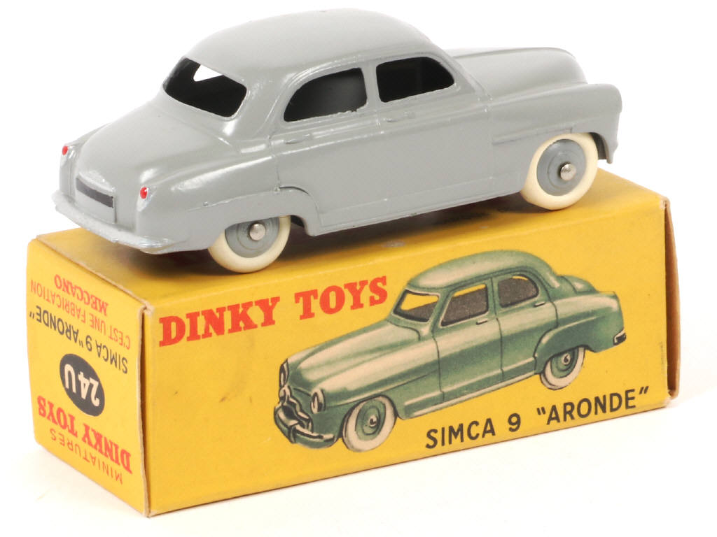 Lot 217 - DINKY TOYS (FRANCE) (1)