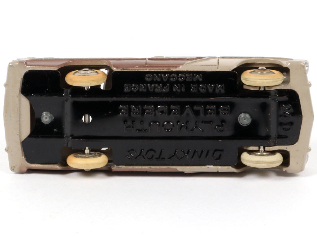 Lot 173 - DINKY TOYS (FRANCE) (1)