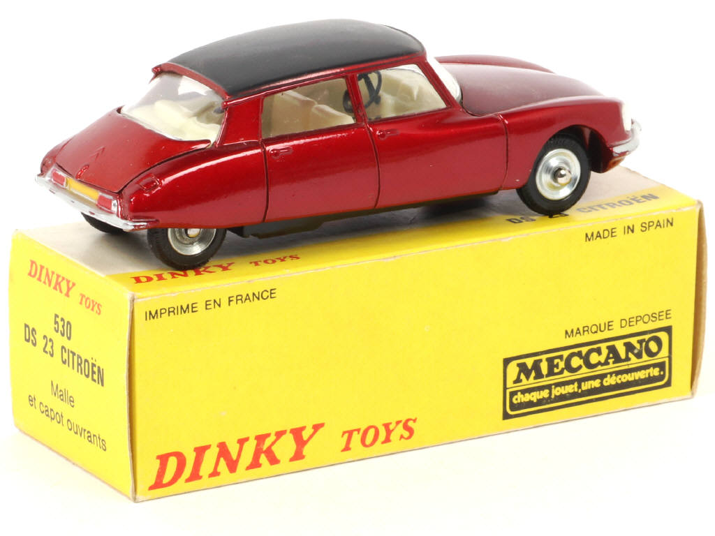 Lot 172 - DINKY TOYS (FRANCE) (1)