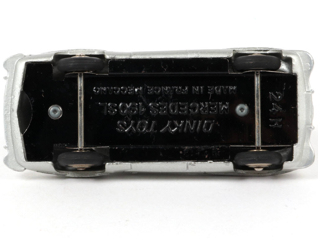 Lot 181 - DINKY TOYS (FRANCE) (1)