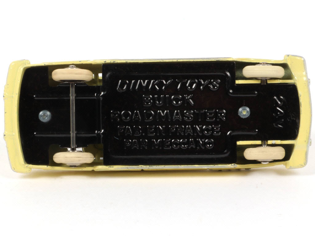 Lot 234 - DINKY TOYS (FRANCE) (1)