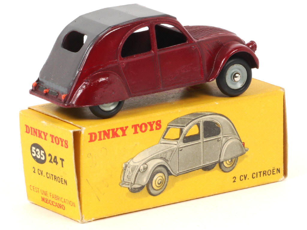 Lot 206 - DINKY TOYS (FRANCE) (1)