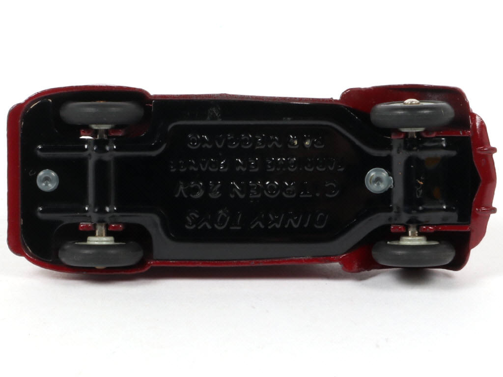 Lot 206 - DINKY TOYS (FRANCE) (1)