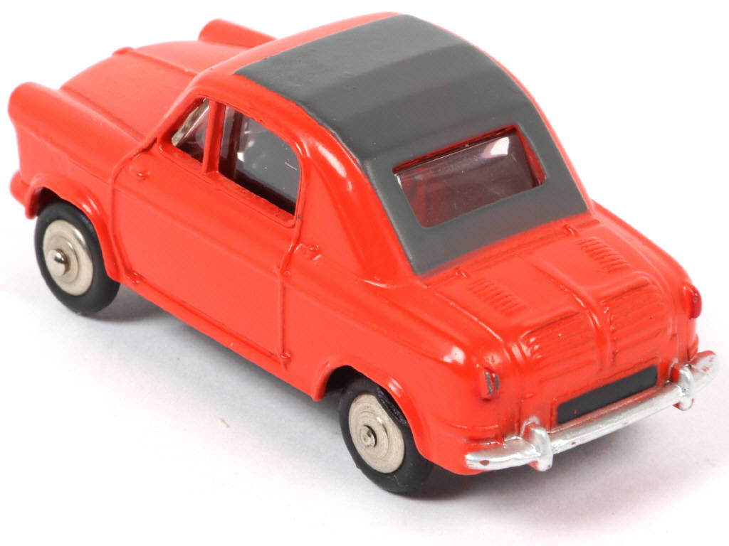 Lot 195 - DINKY TOYS (FRANCE) (1)