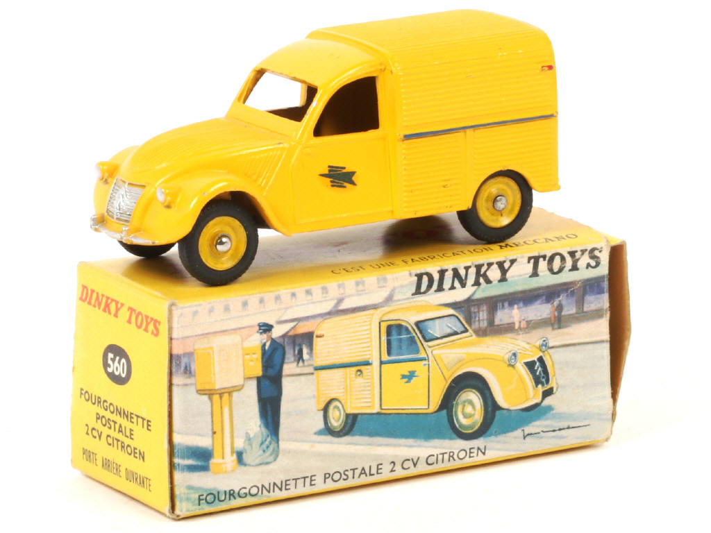 Lot 214 - DINKY TOYS (FRANCE) (1)