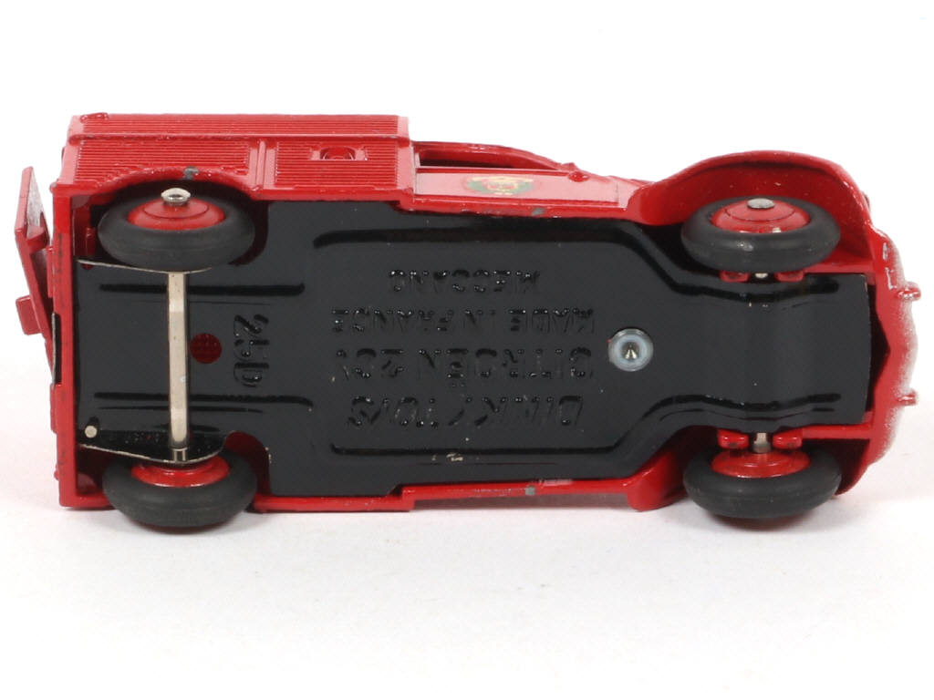 Lot 212 - DINKY TOYS (FRANCE) (1)