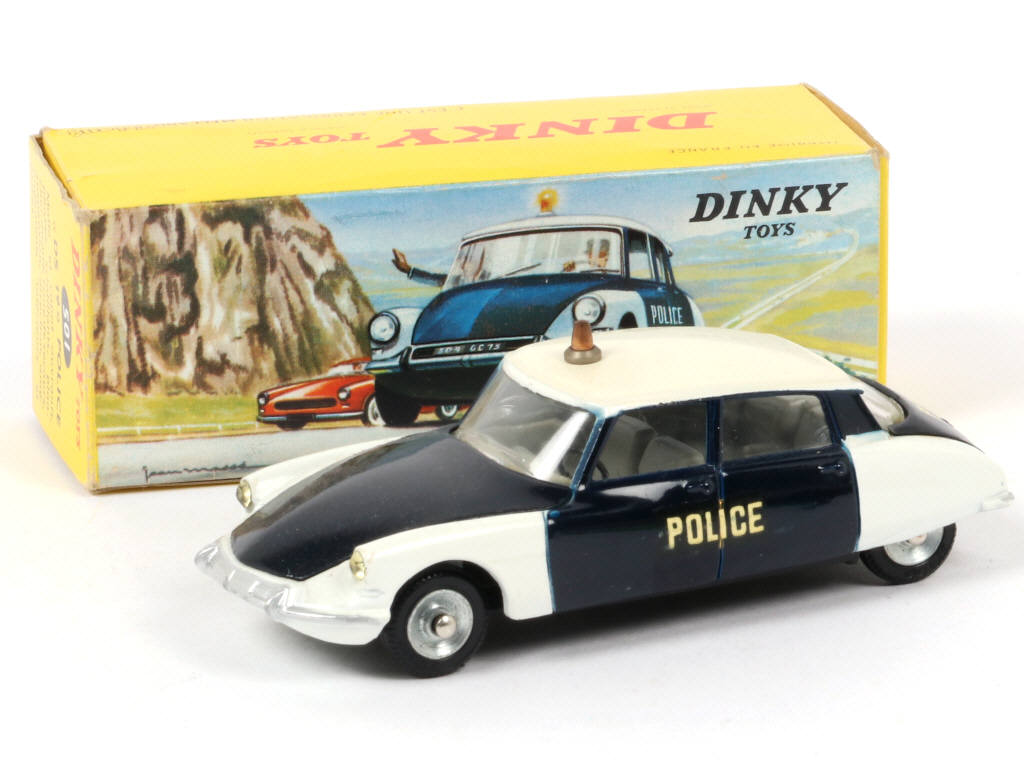 Lot 163 - DINKY TOYS (FRANCE) (1)