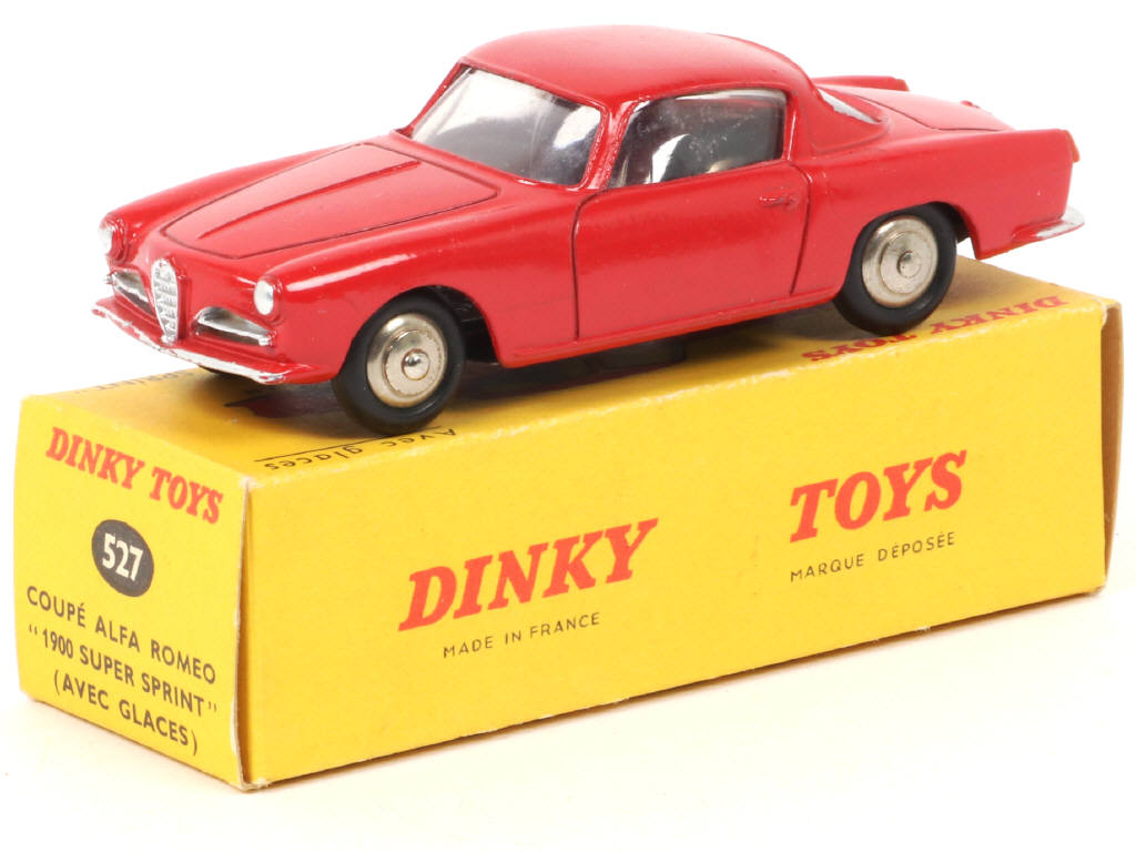 Lot 187 - DINKY TOYS (FRANCE) (1)