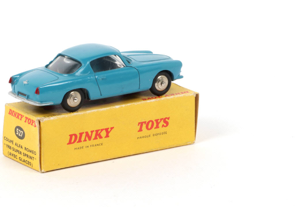 Lot 188 - DINKY TOYS (FRANCE) (1)
