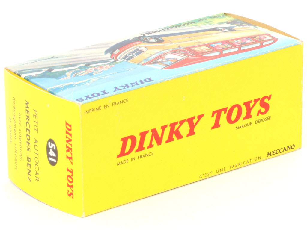 Lot 121 - DINKY TOYS (FRANCE) (1)
