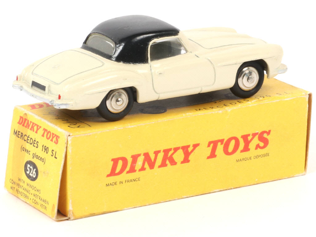 Lot 185 - DINKY TOYS (FRANCE) (1)