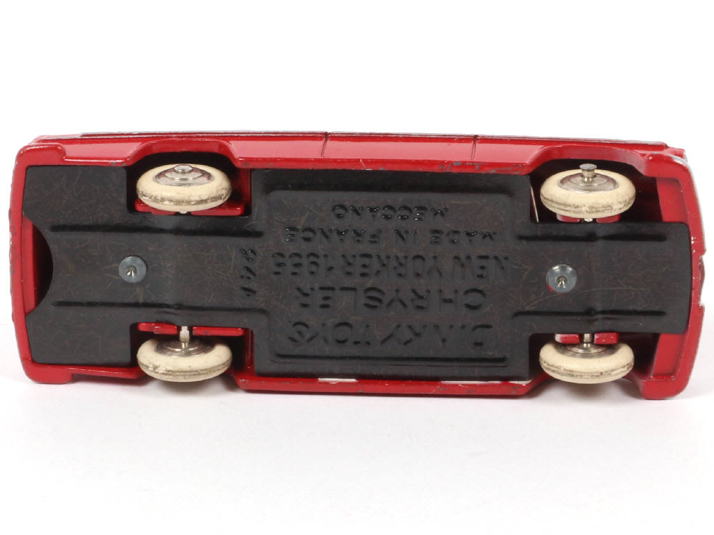 Lot 155 - DINKY TOYS (FRANCE) (1)