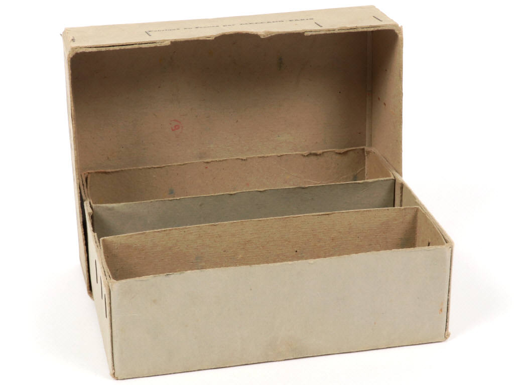 Lot 112 - DINKY TOYS (FRANCE) (1)