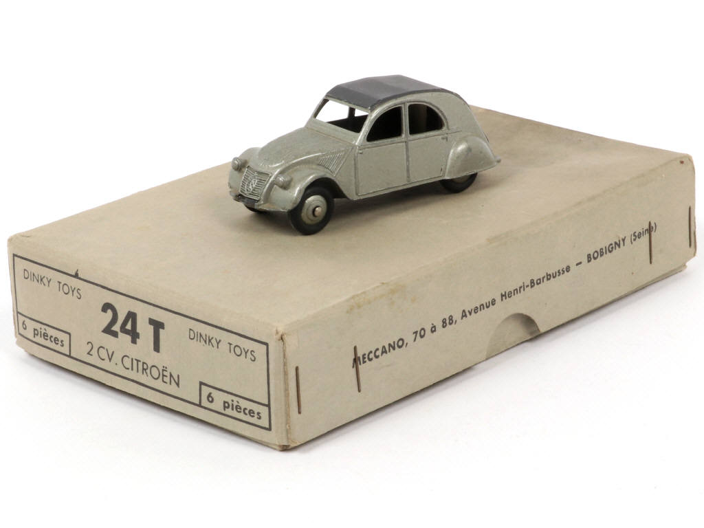 Lot 147 - DINKY TOYS (FRANCE) (2)