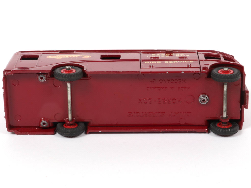 Lot 79 - DINKY TOYS (GB) (1)