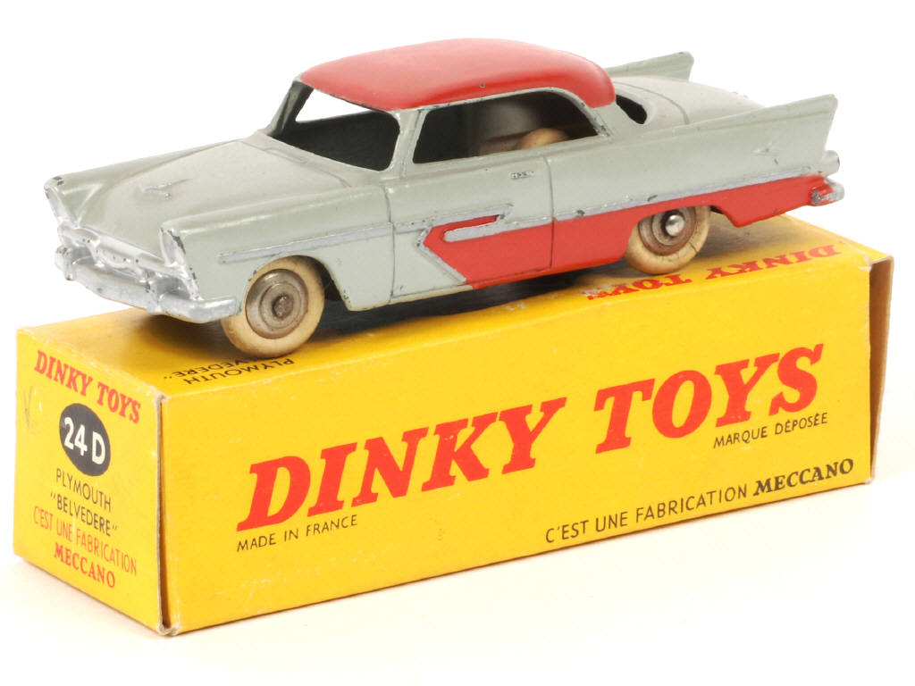 Lot 127 - DINKY TOYS (FRANCE) (1)
