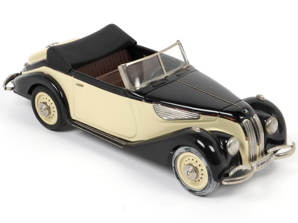 Lot 146 - SCHUCO (ALLEMAGNE) (1)