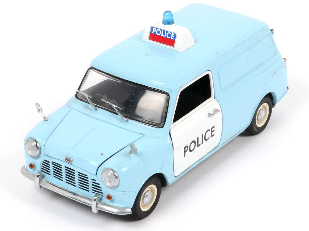 Lot 110 - KYOSHO (JAPON) (1)