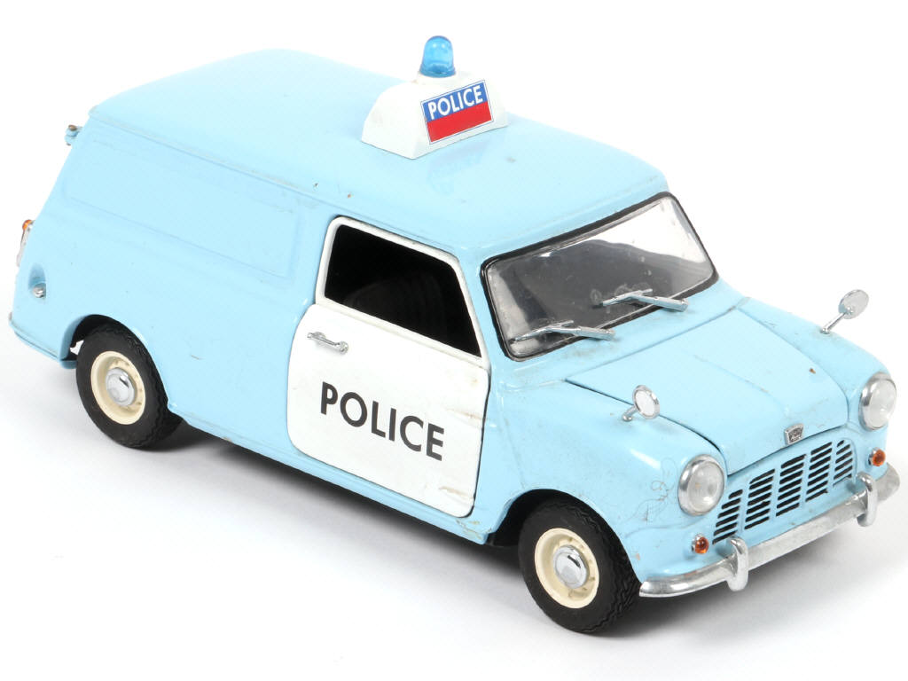 Lot 110 - KYOSHO (JAPON) (1)