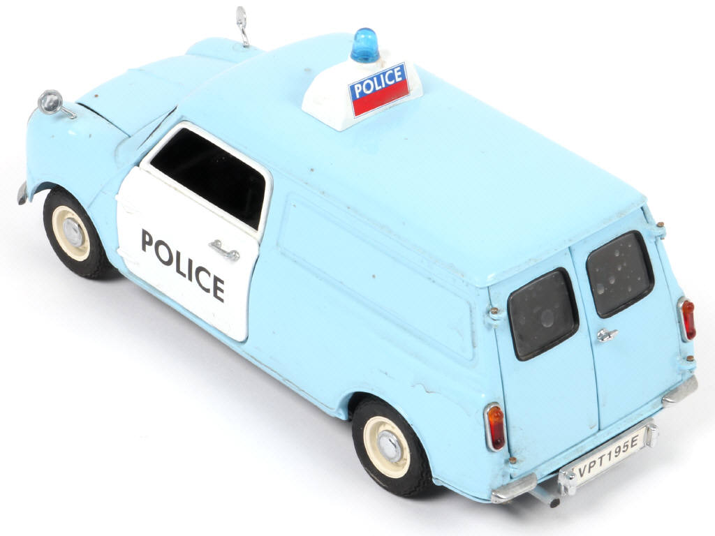 Lot 110 - KYOSHO (JAPON) (1)