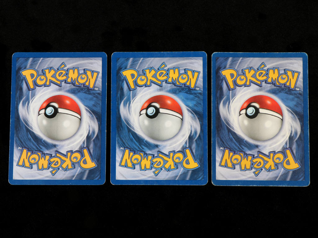 Lot 50 - POKEMON COMPANY (FRANCE) (3)