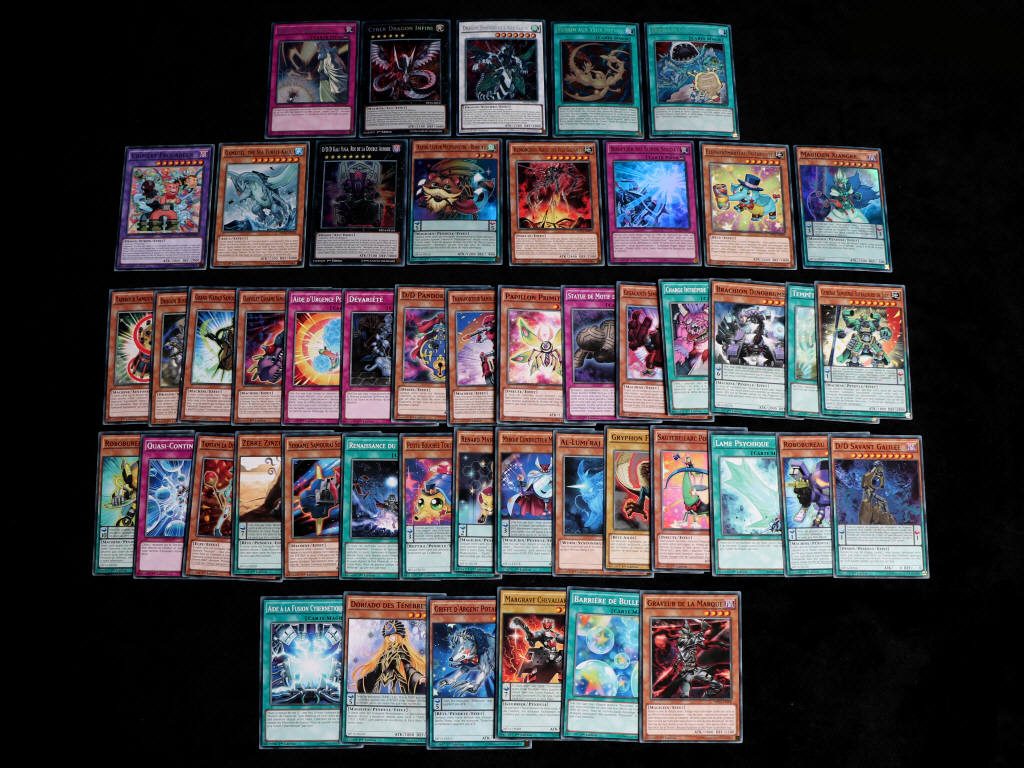 Lot 174 - KONAMI YU-GI-OH (FRANCE) (49)