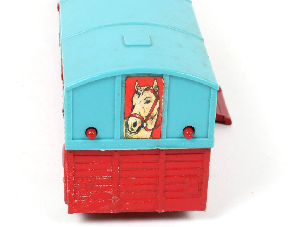 Lot 52 - CORGI TOYS (GB) (1)