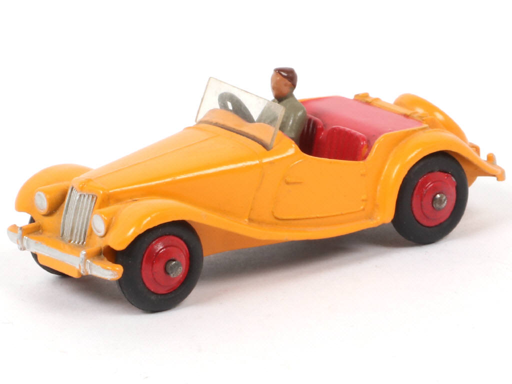 Lot 83 - DINKY TOYS (GB) (1)