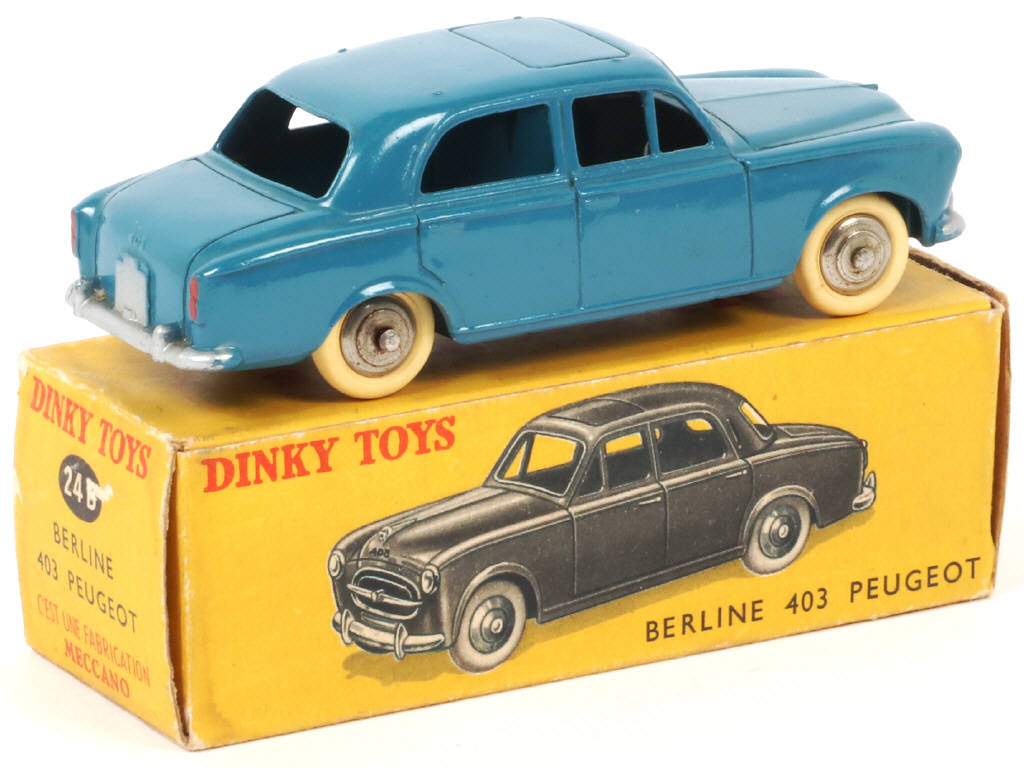 Lot 131 - DINKY TOYS (FRANCE) (1)