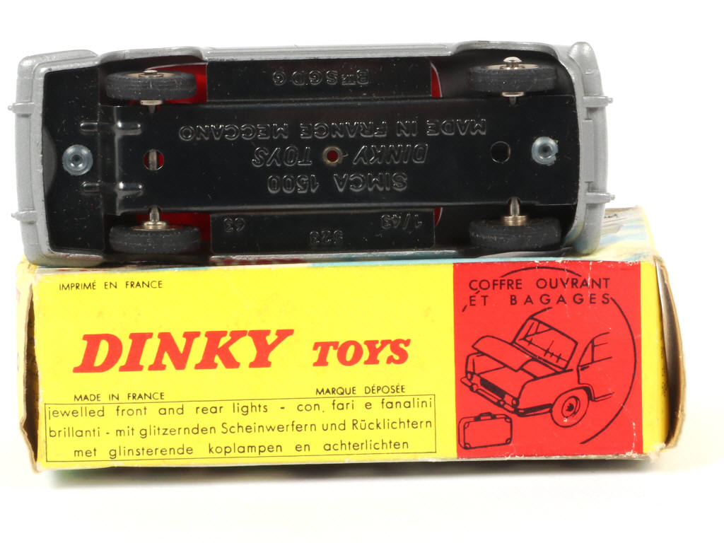 Lot 152 - DINKY TOYS (FRANCE) (1)