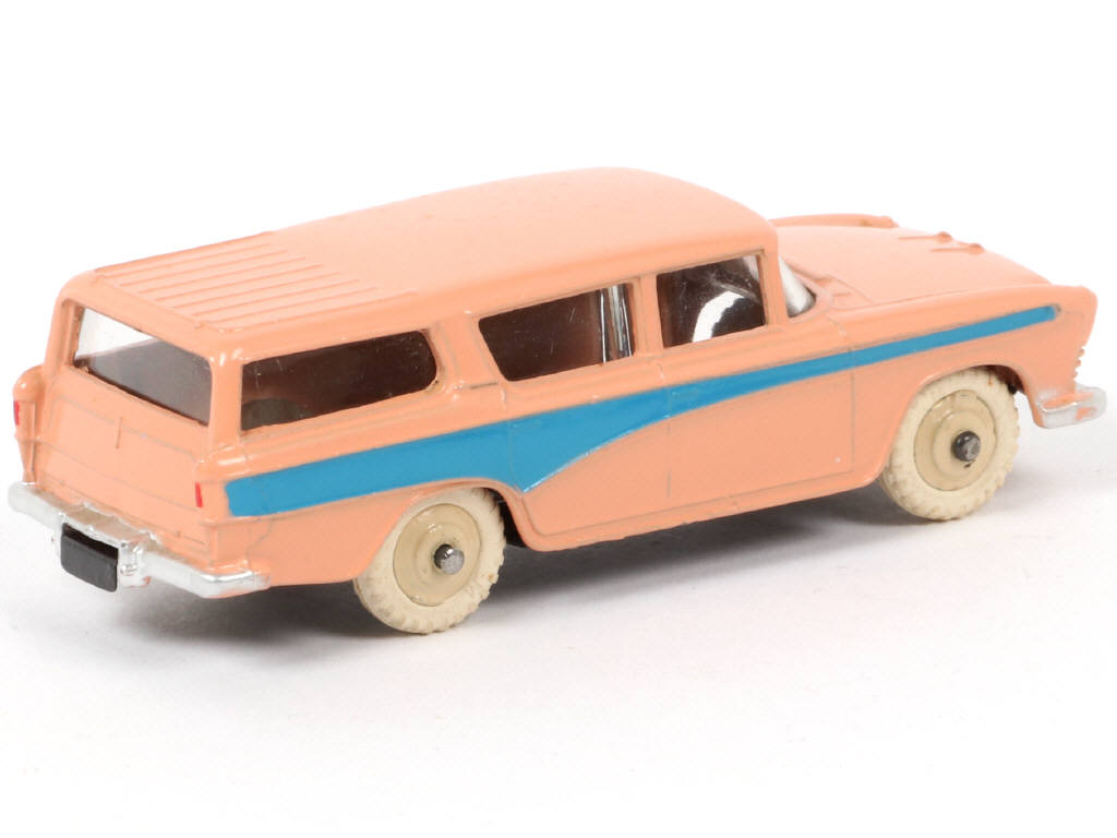 Lot 19 - DINKY TOYS (GB) (1)