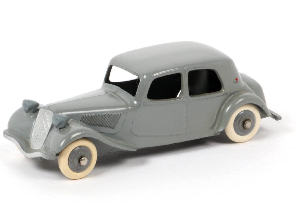 Lot 71 - DINKY TOYS (FRANCE) (1)