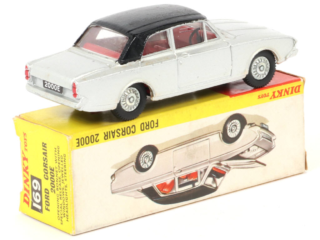 Lot 48 - DINKY TOYS (GB) (1)