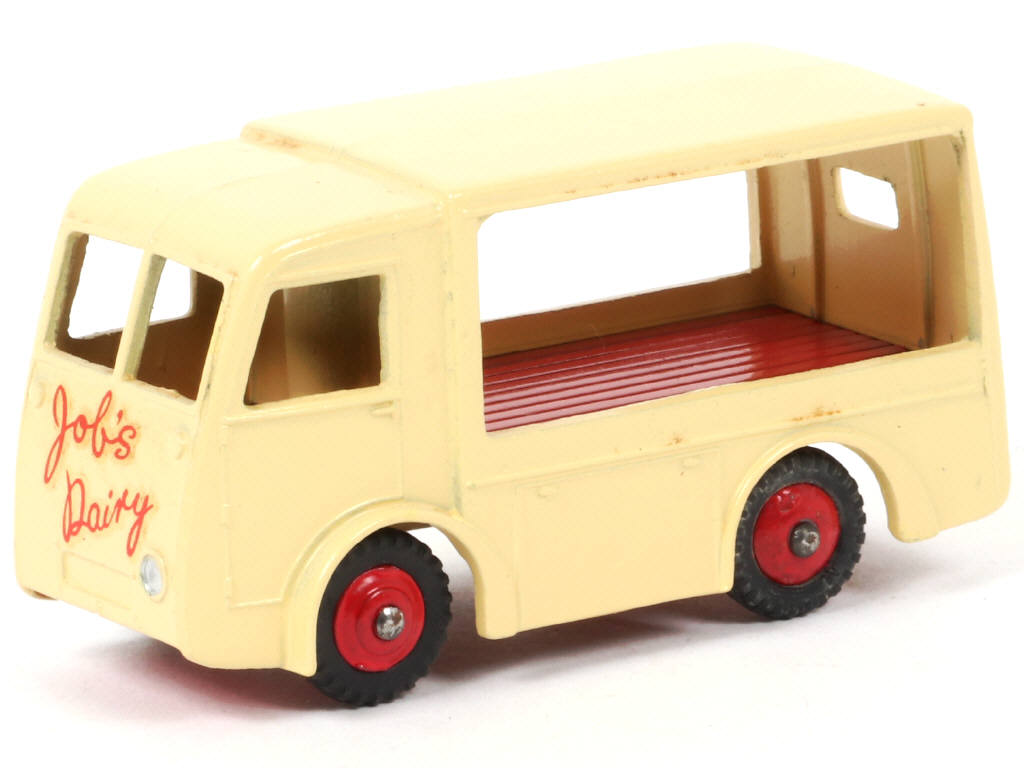 Lot 28 - DINKY TOYS (GB) (1)