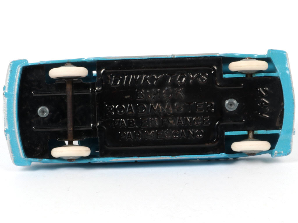 Lot 84 - DINKY TOYS (FRANCE) (1)