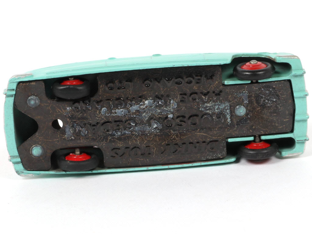 Lot 15 - DINKY TOYS (GB) (1)