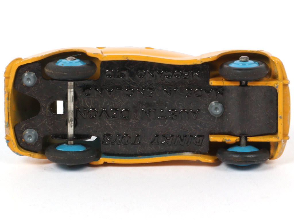 Lot 4 - DINKY TOYS (GB) (1)