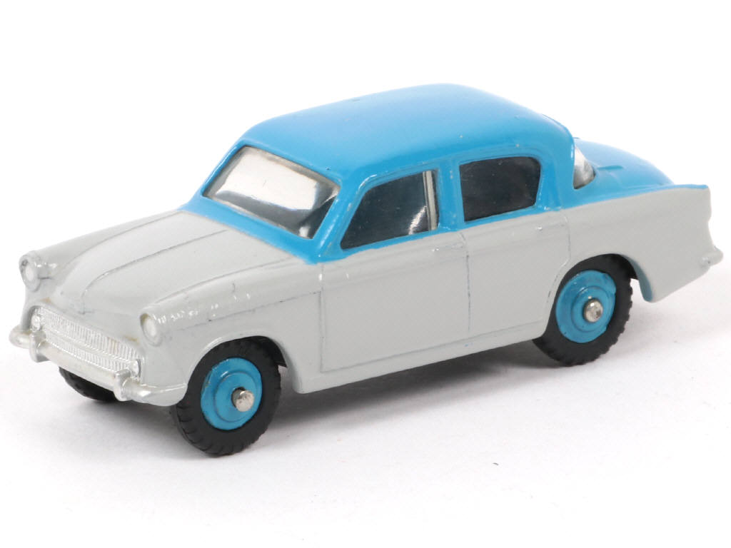 Lot 18 - DINKY TOYS (GB) (1)
