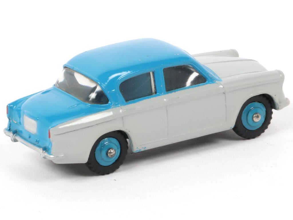 Lot 18 - DINKY TOYS (GB) (1)