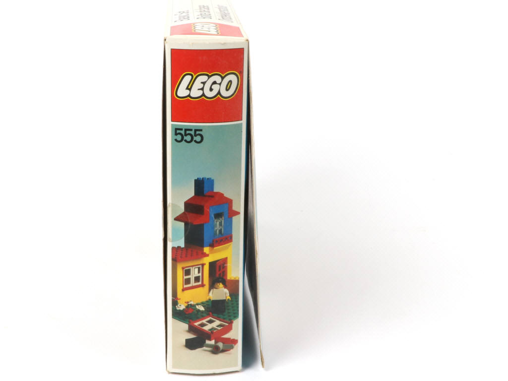 Lot 32 - LEGO (DANEMARK) (1)