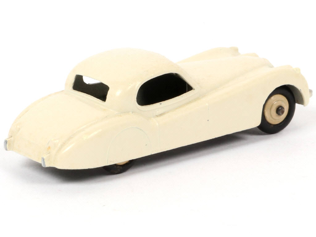 Lot 382 - DINKY TOYS (GB) (1)