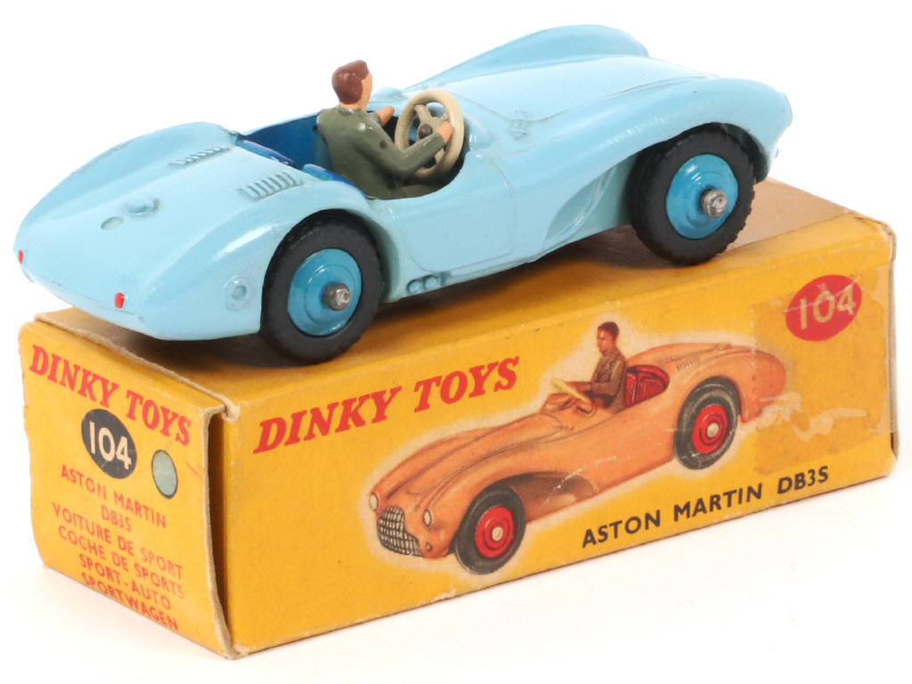 Lot 400 - DINKY TOYS (GB) (1)