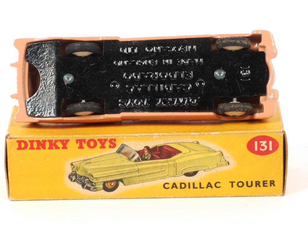 Lot 414 - DINKY TOYS (GB) (1)