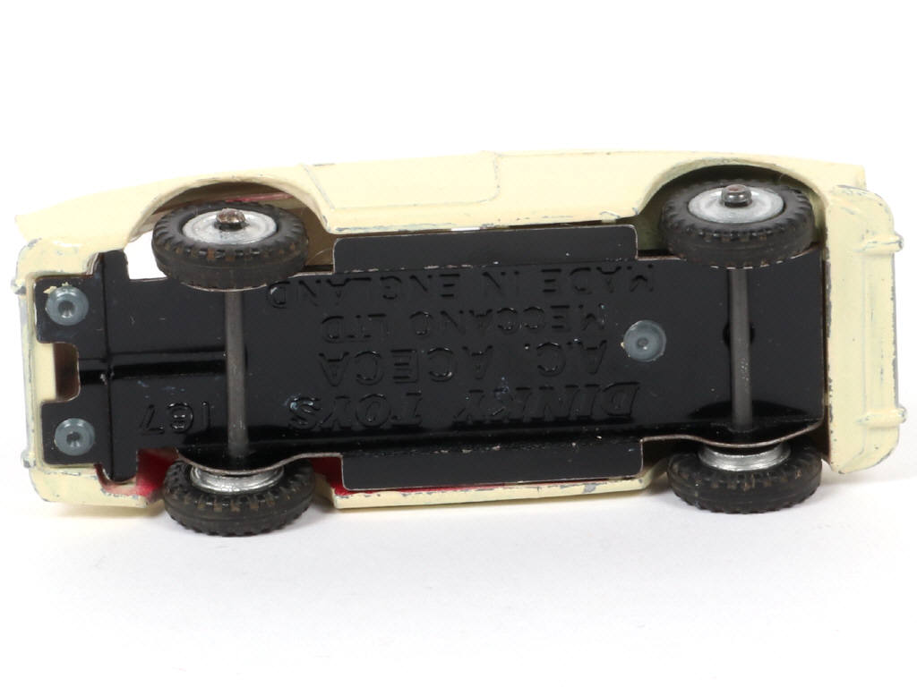 Lot 380 - DINKY TOYS (GB) (1)