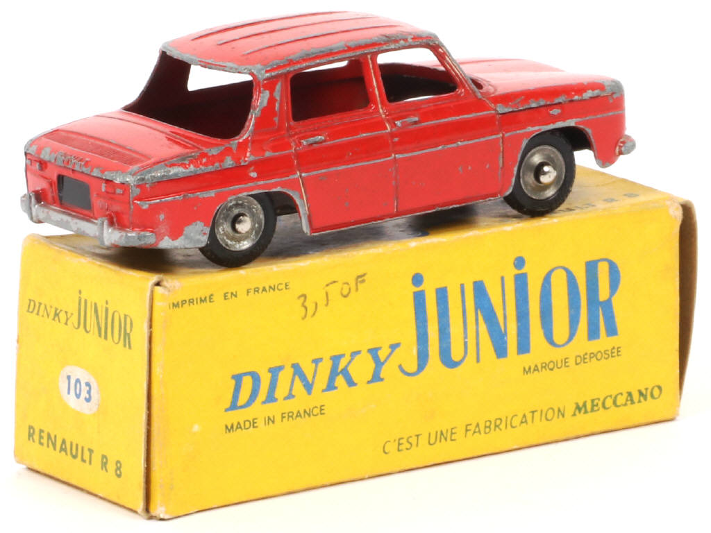 Lot 136 - DINKY TOYS (FRANCE) Série JUNIOR (1)